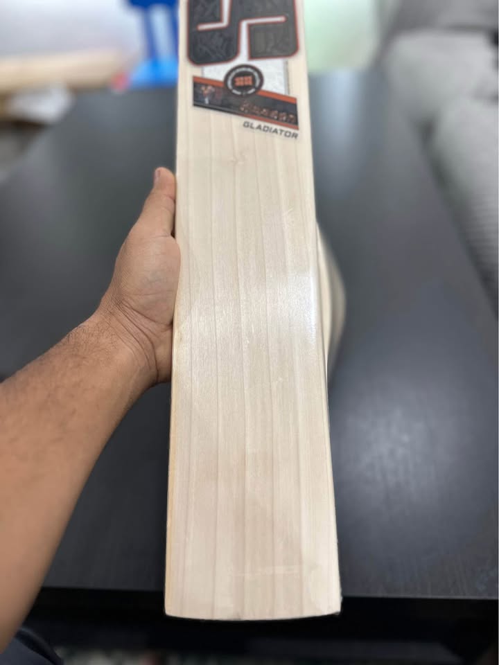 SS Heinrich Klaasen Gladiator – Junior Size 6