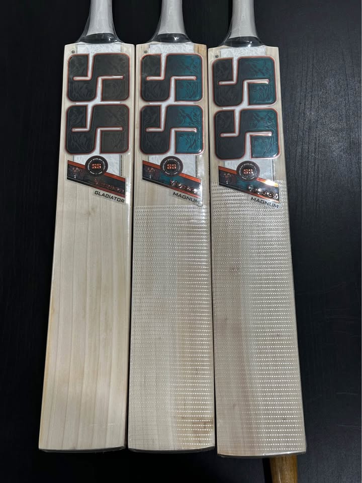 SS Heinrich Klaasen Magum – Junior Size 6