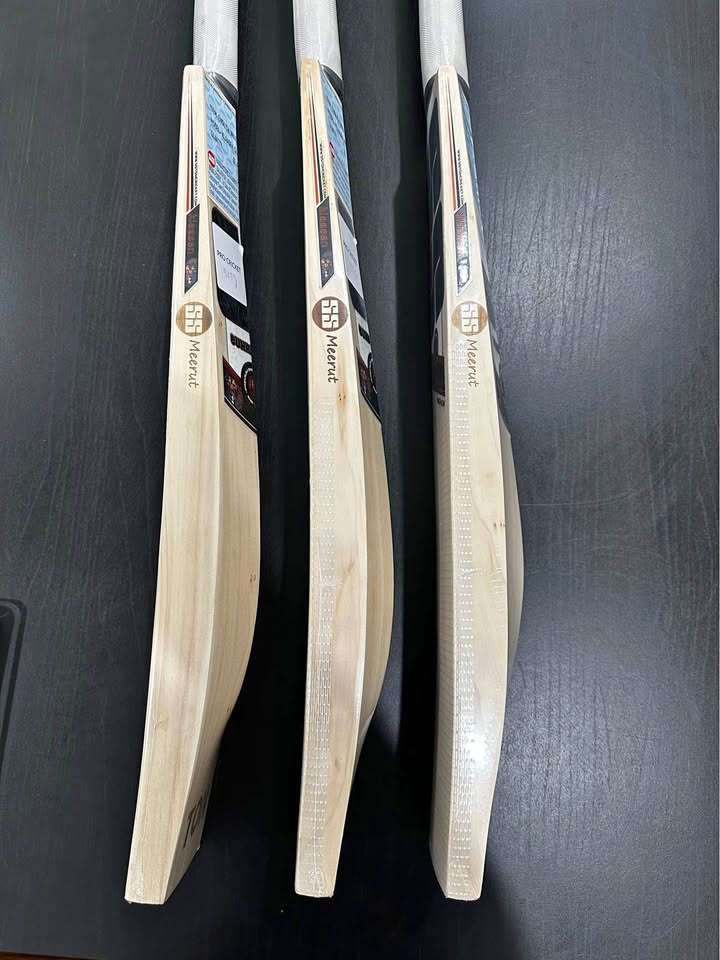 SS Heinrich Klaasen Magum – Junior Size 6