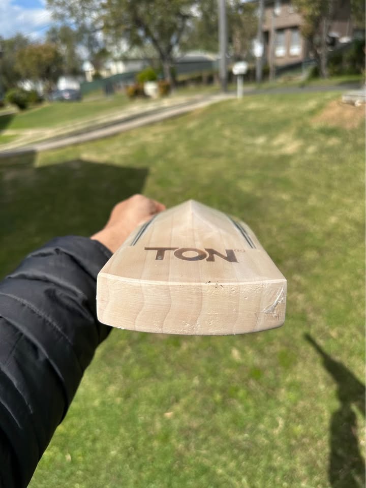 SS TON Thala 2.0 – SH English Willow (1165g)