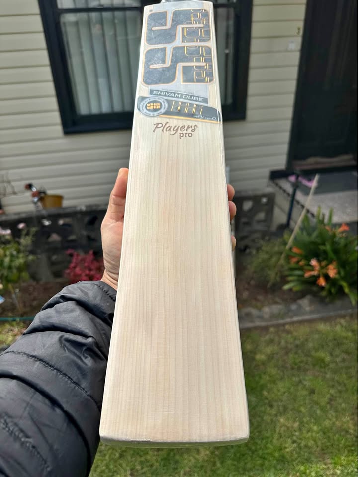 SS TON Shivam Dube Players Pro – SH English Willow (1175g)