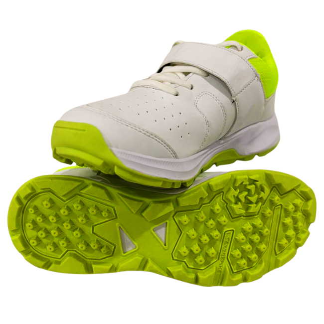 New Balance Cricket Rubber Shoes – High Grip Performance Footwear